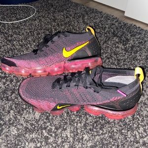 Vapormax 2 “Gridiron Pink Blast”